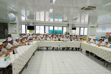 青島開發(fā)區(qū)海爾園知識競賽現(xiàn)場 青島開發(fā)區(qū)海爾園知識競賽現(xiàn)場